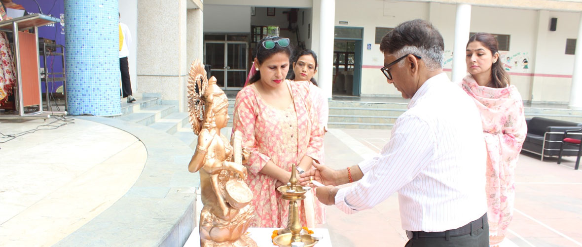 Ascent International School
